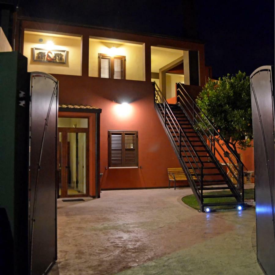 Artista B&B Càbras Exteriér fotografie